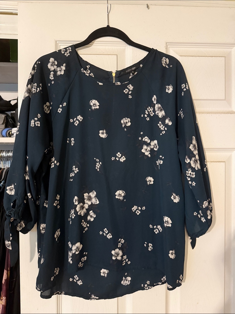 Floral Print Tied Sleeve Women's Top - Dark Teal/White